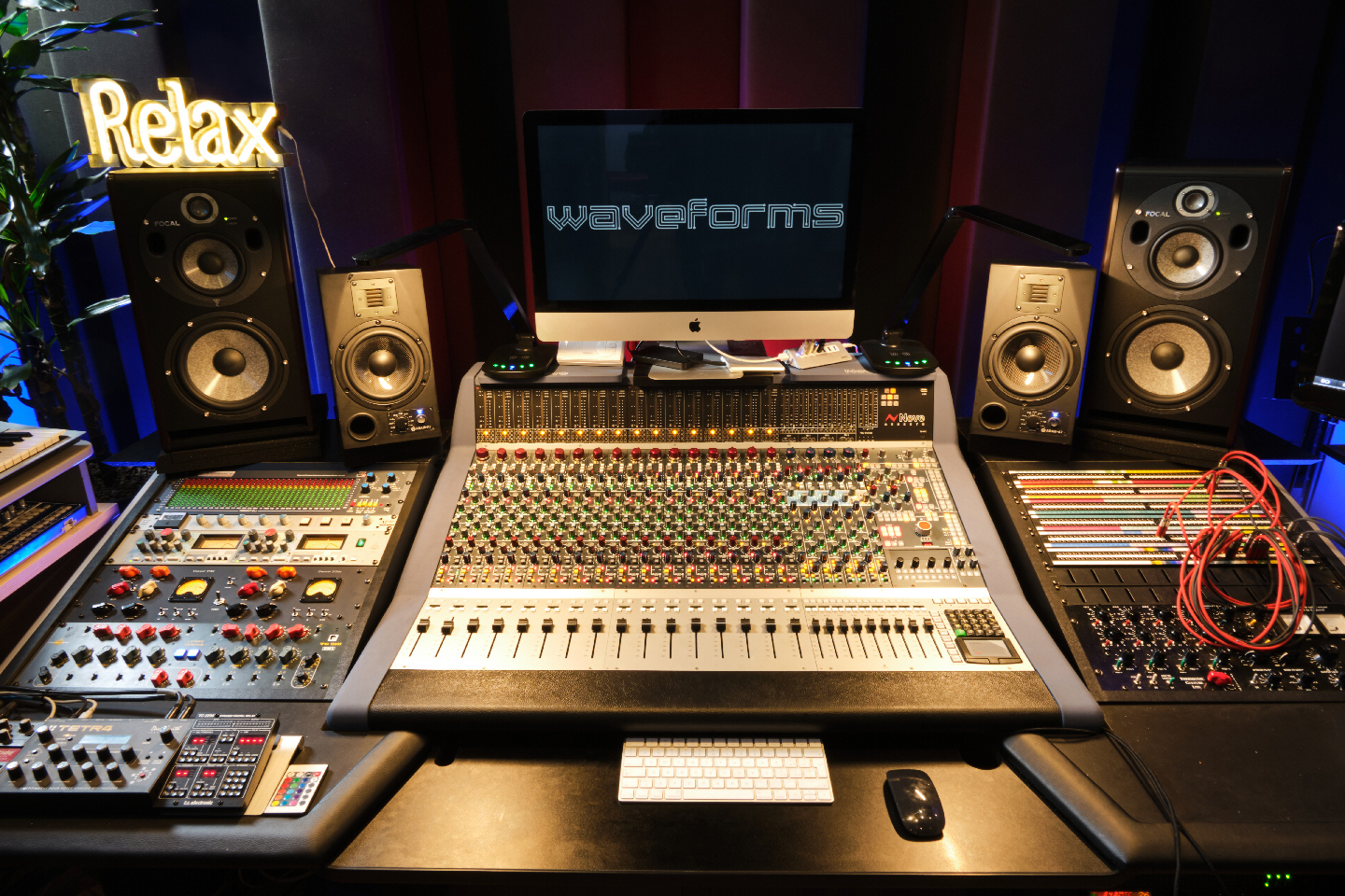 Waveforms Studio di registrazione e produzione Milano